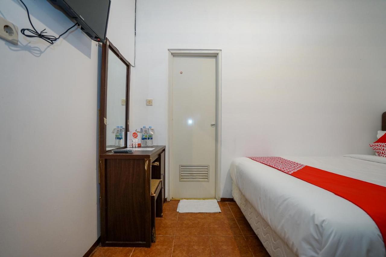 Super Oyo 1844 Bravo Residence Pangkal Pinang Ngoại thất bức ảnh
